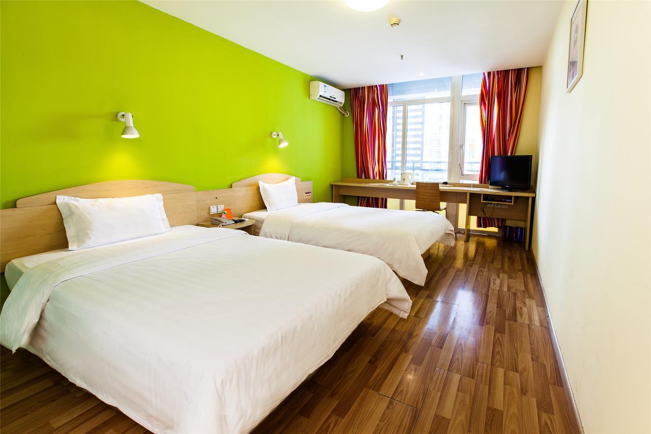 7Days Inn Guangzhou South Railway Station Huijiang Subway Station Extérieur photo
