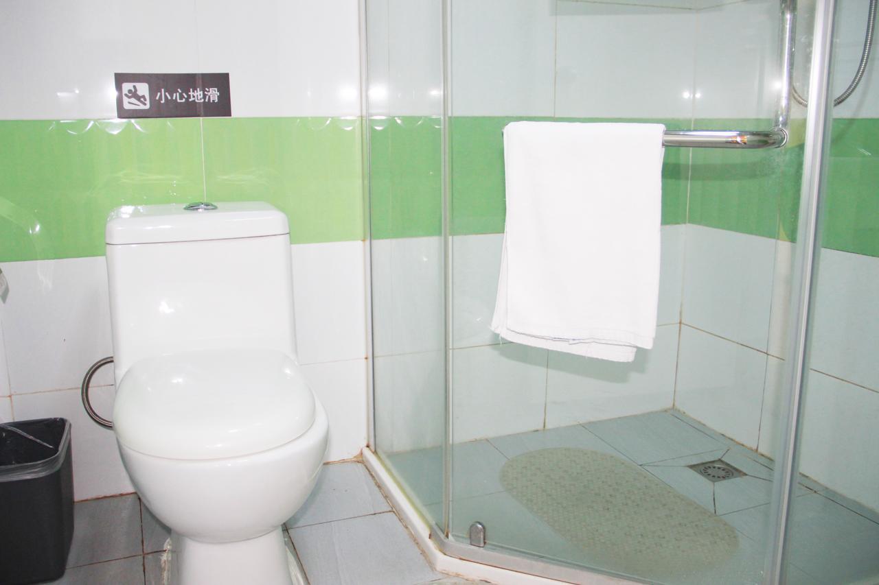 7Days Inn Guangzhou South Railway Station Huijiang Subway Station Extérieur photo