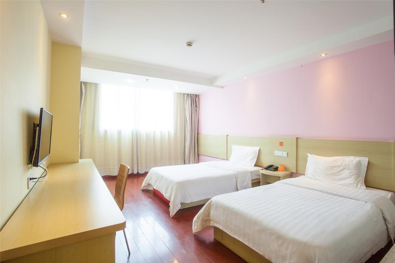 7Days Inn Guangzhou South Railway Station Huijiang Subway Station Extérieur photo